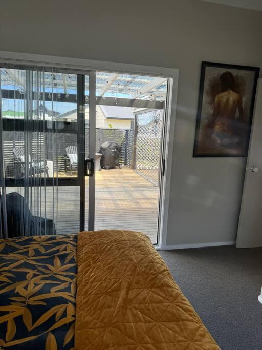 Ultimate Family Holiday - Pet Friendly! Papamoa Exterior foto